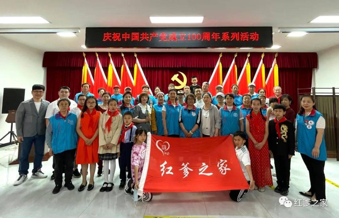 【健康】砧板发霉了？开水烫还是太阳晒？清洁不彻底可能出大事→